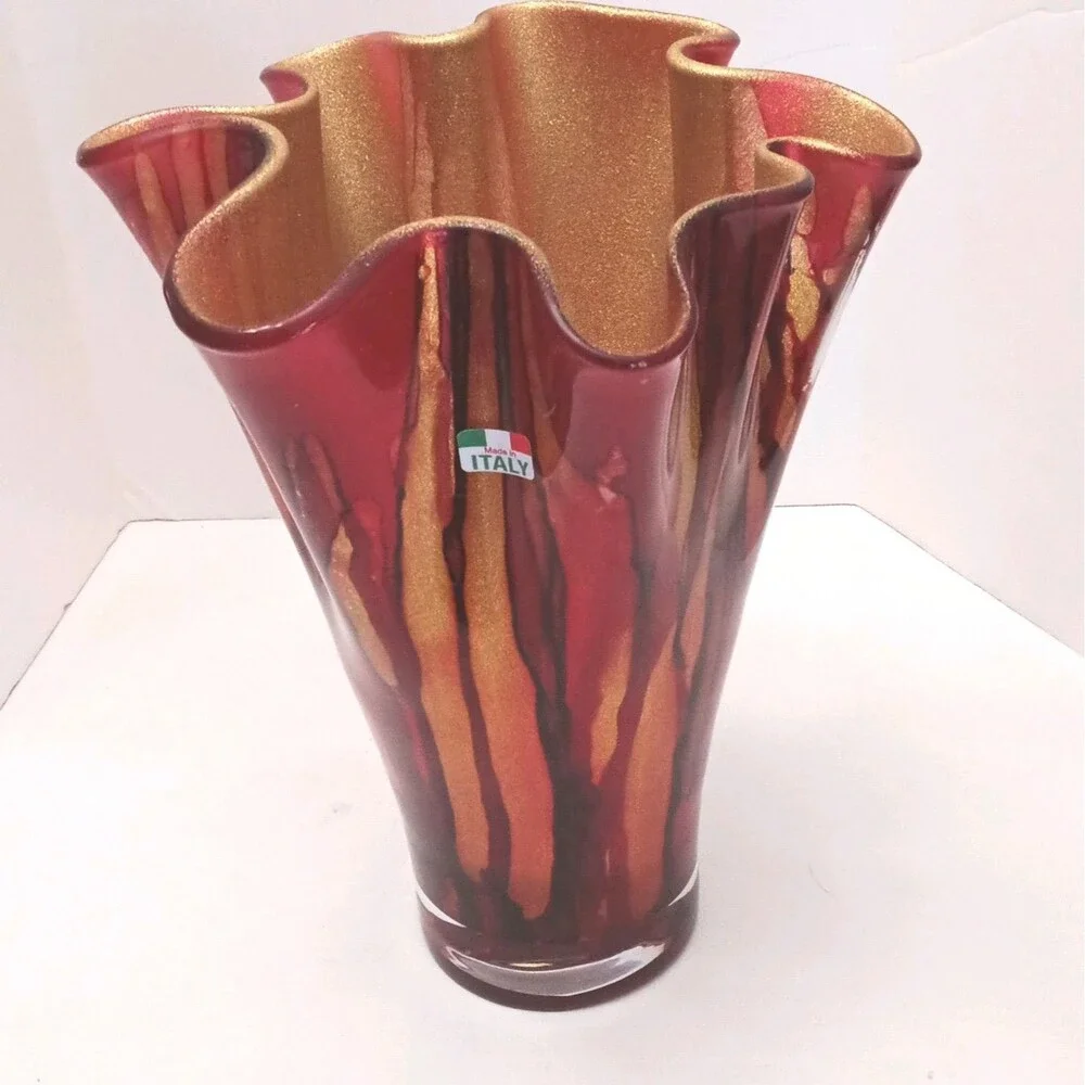 Murano like Italian Art Glass Vase Red & Gold Glossy Ruffled Rim Decorative